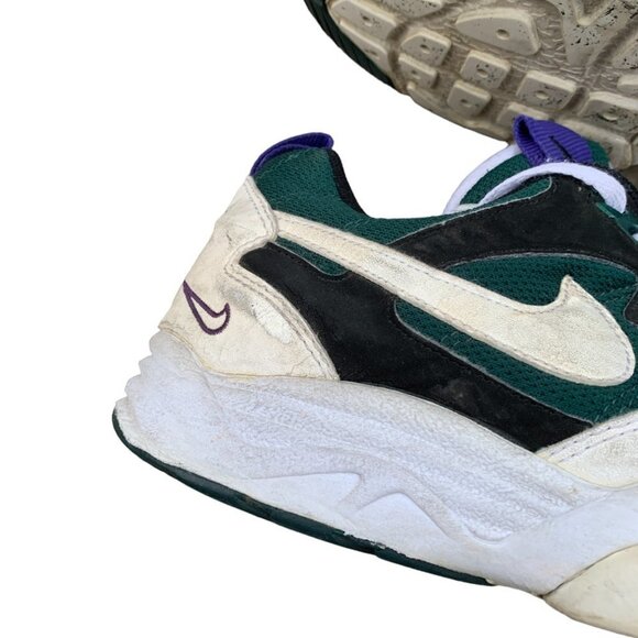 VINTAGE 1994 Nike Shoes Size 10 'Pine Green' - Picture 8 of 15